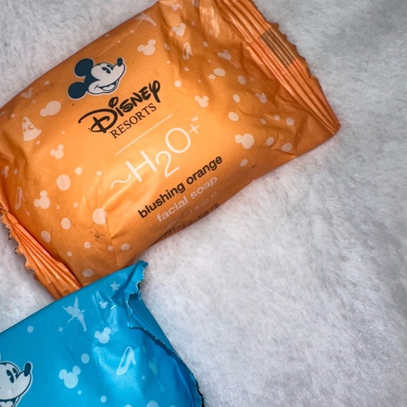 Disney resorts 3 bars of soap blushing orange - Picture 3 of 4